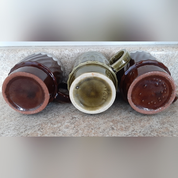 * 3 Vintage Mugs - Picture 4 of 5